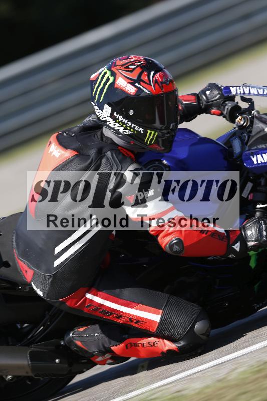 /Archiv-2025/49 26.08.2025 Cornu Master School ADR/blau-bleu/9